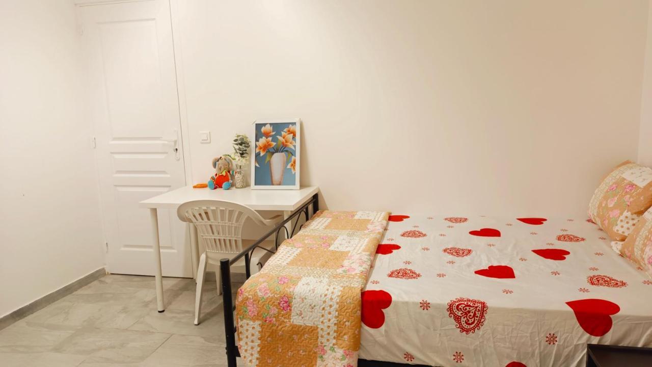 Bienvenue A Paris - Appartement Confortable, Grande Terrasse Privee Au Calme, Parking Gratuit Витри сюр Сен Екстериор снимка